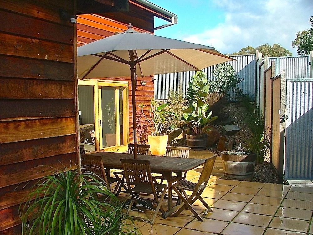 Seascape Retreat Bed & Breakfast Victor Harbor Bagian luar foto